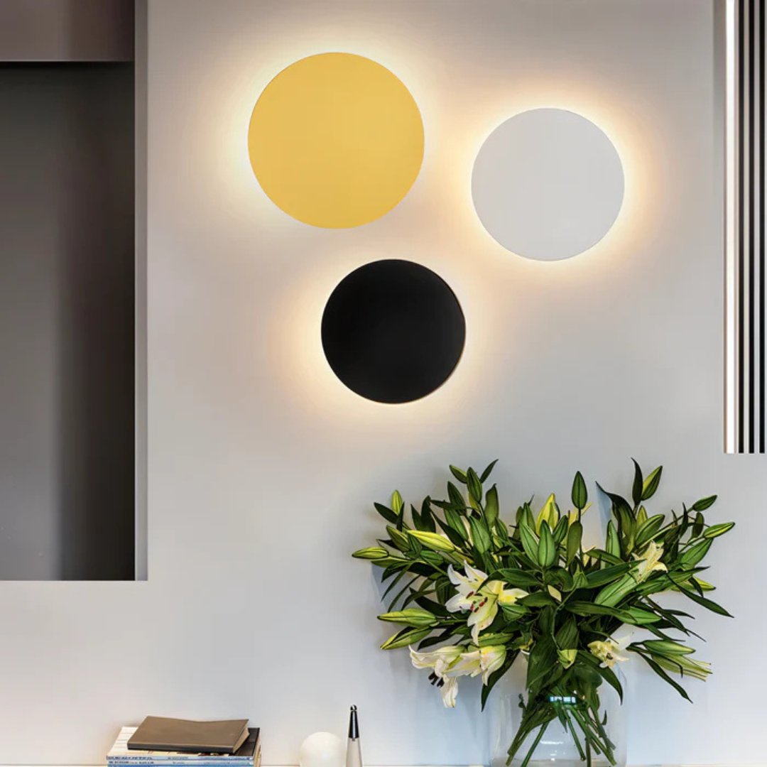 Round LED wall lamp, modern indoor wall light in gold, black or white aluminum