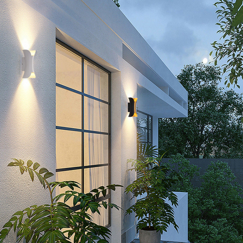 Outdoor LED wall light IP65 waterproof, curved metal and acrylic, garden and corridor