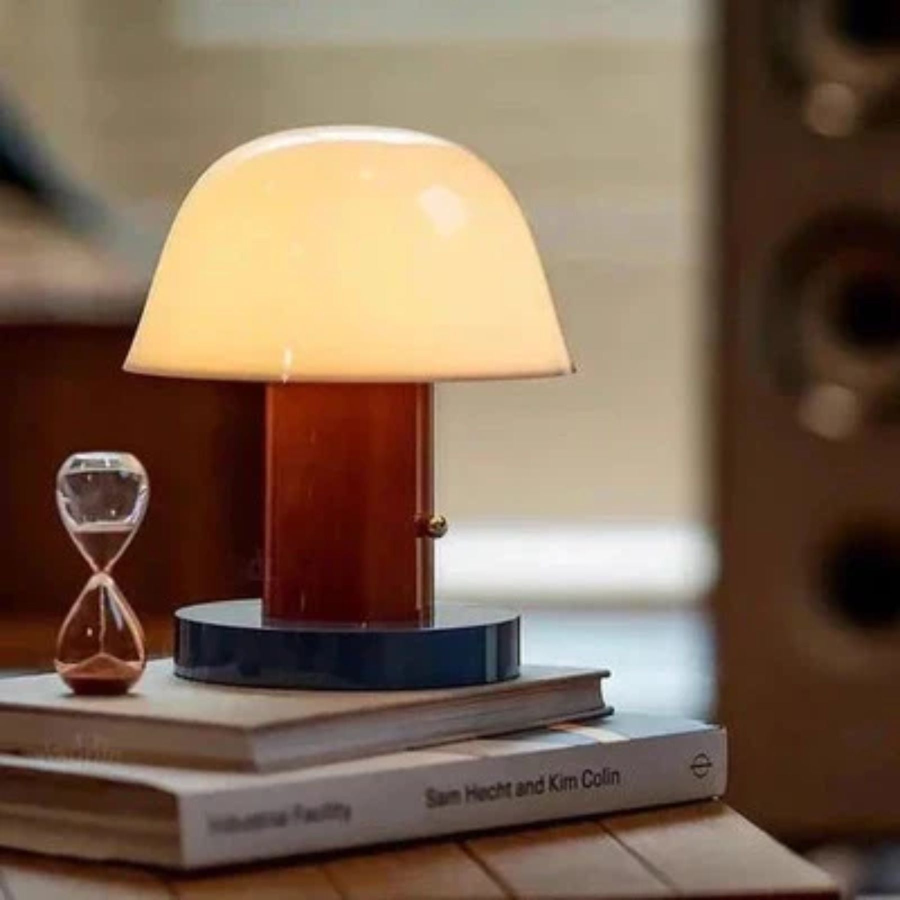 Lobber Mushroom Table Lamp - LED Dimmable - Bedside Decor