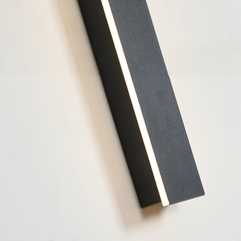Linear LED outdoor wall lamp black IP65, minimalist design for garden and corridor
