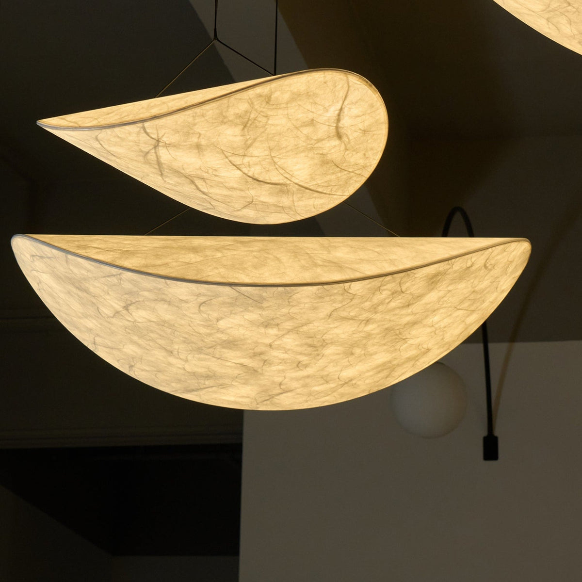 Fabric pendant light with stepless dimming and remote control, modern white shade