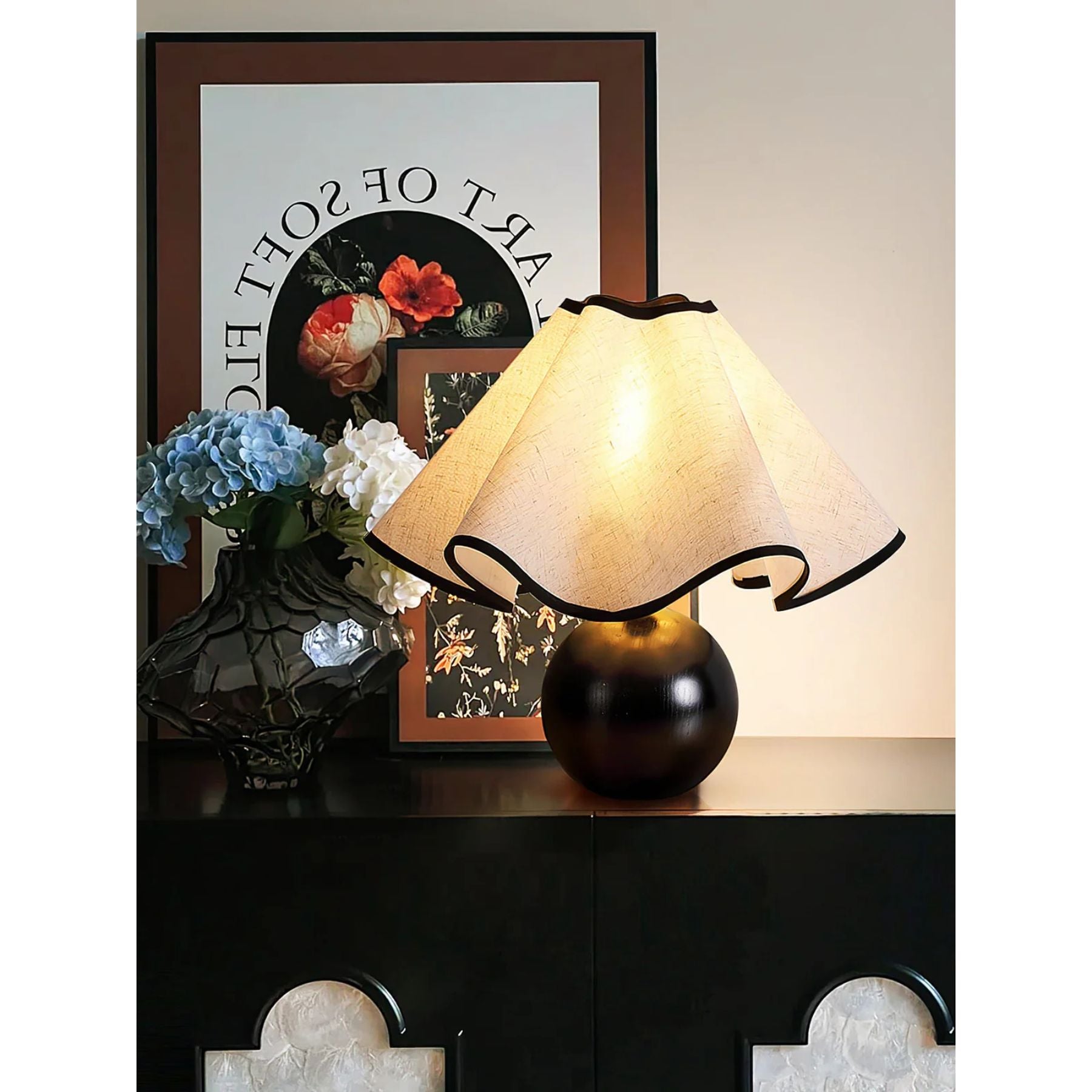 Solivian Wave Table Lamp - Dimmable LED - Sculptural Design