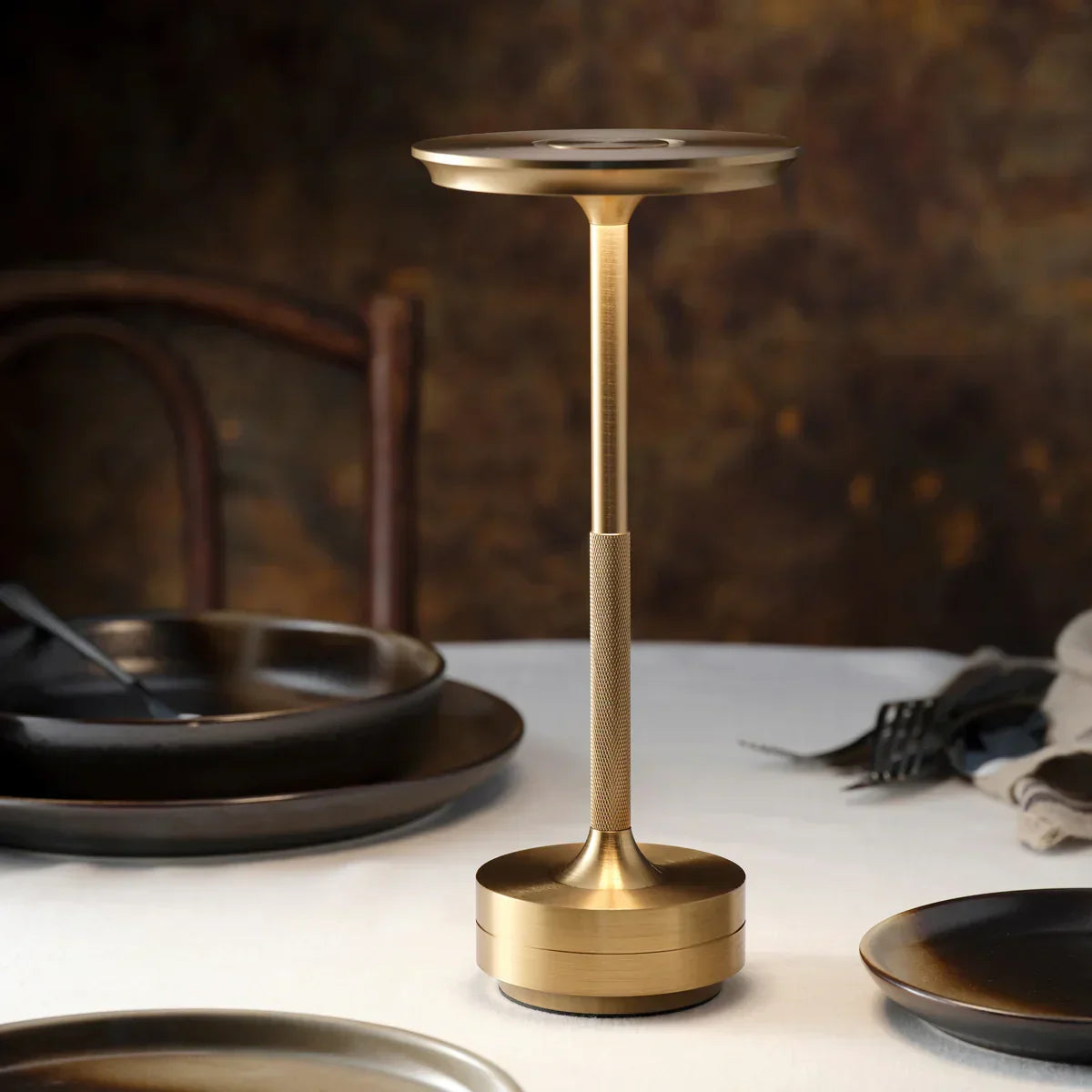 Table Lamp | Wireless LED, Dimmable, 3 Color Temperatures