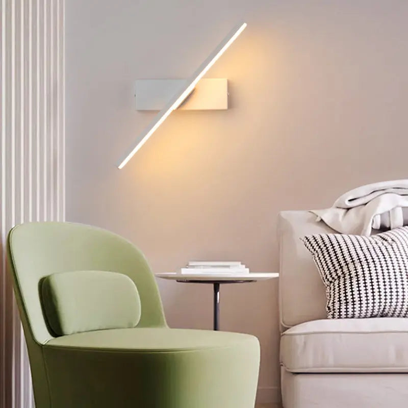 Wall light with swivel head, LED, black or white metal