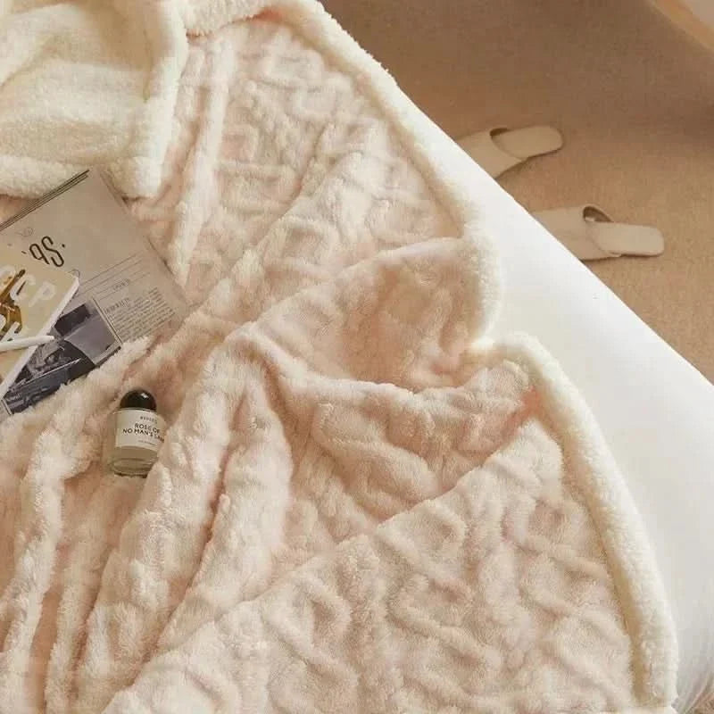 Winter blanket reversible lambs wool microfleece throw, machine washable