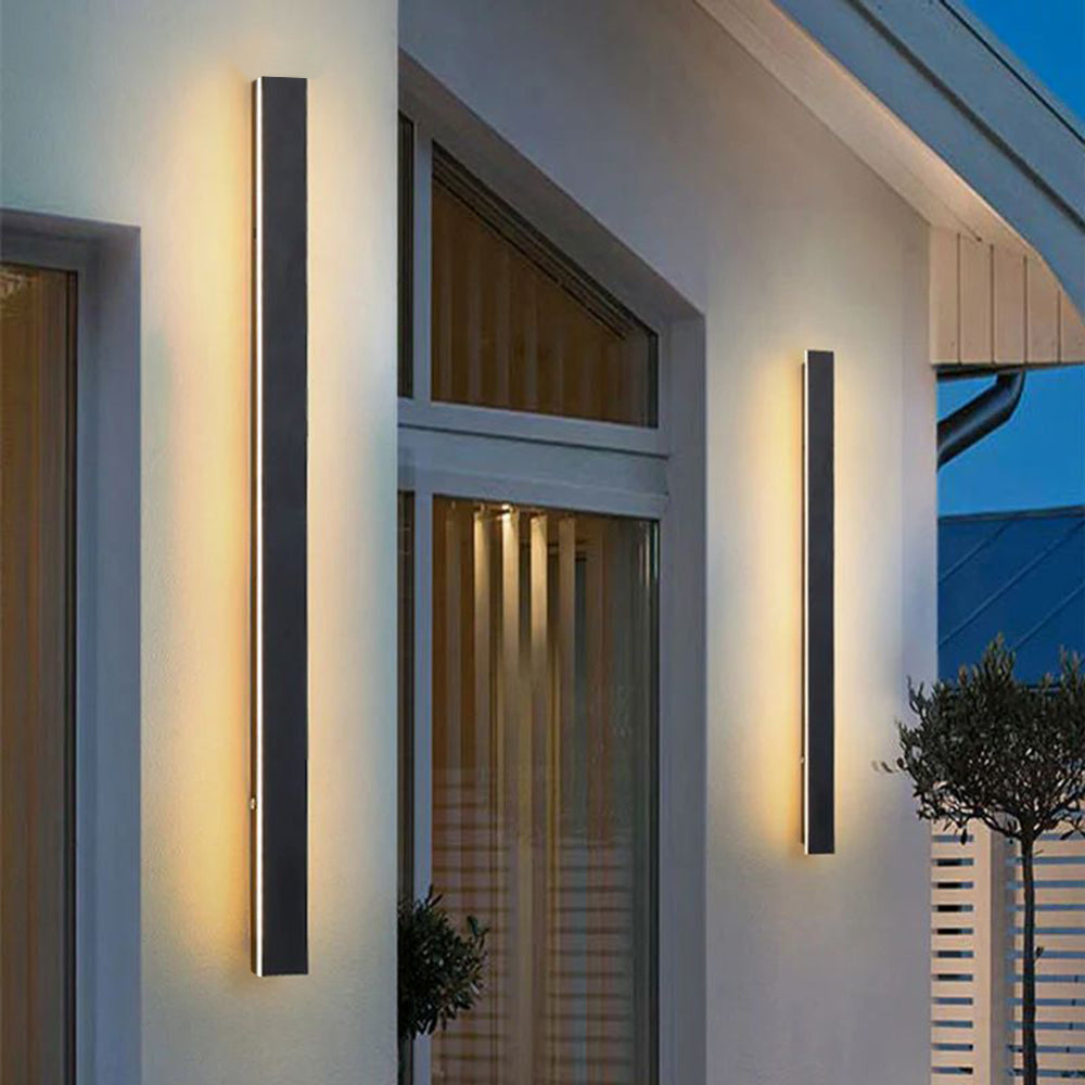 Linear LED outdoor wall lamp black IP65, minimalist design for garden and corridor