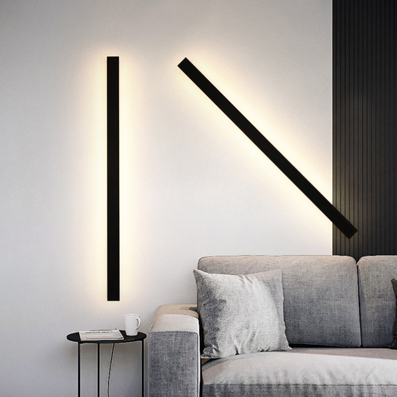 Linear LED outdoor wall lamp black IP65, minimalist design for garden and corridor
