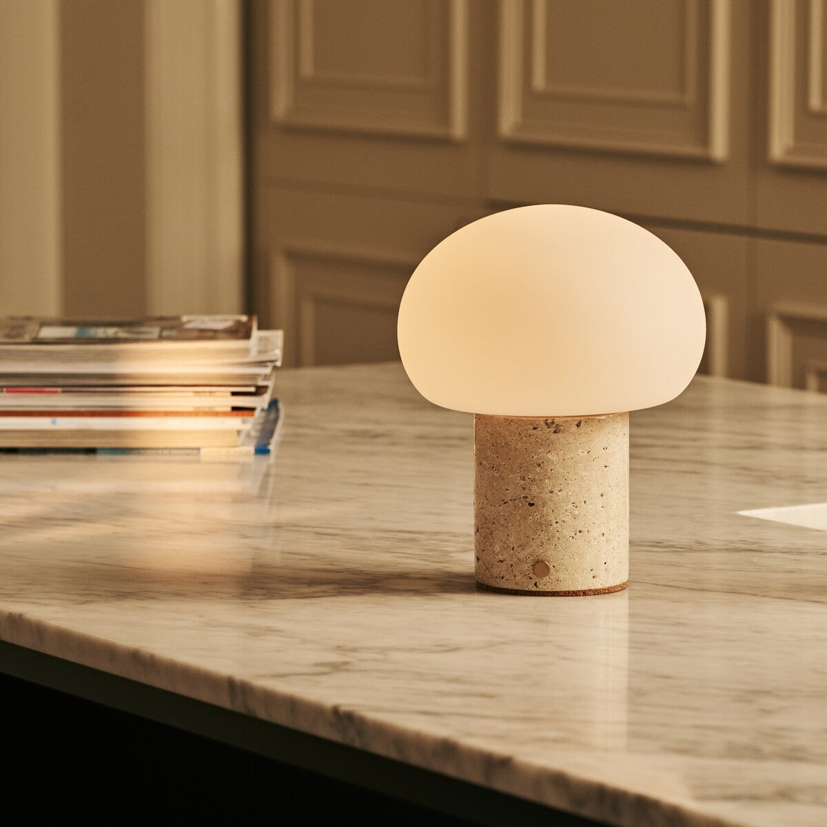 Rechargeable travertine table lamp in beige, cordless and dimmable with USB-C charging