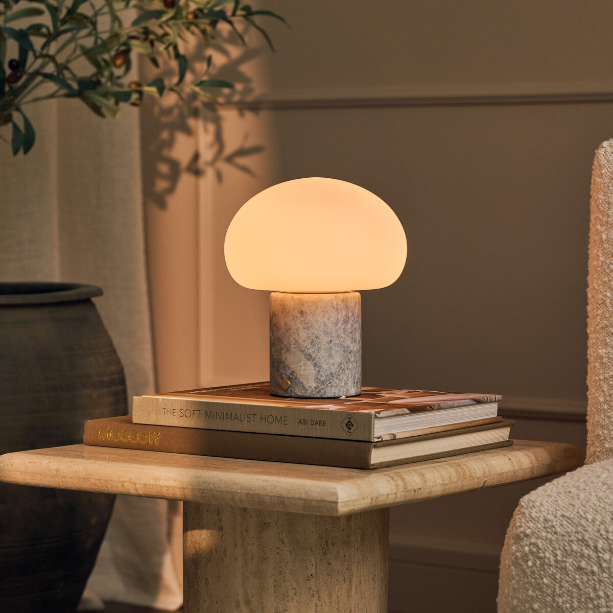 Rechargeable table lamp in blue calcite marble, cordless and dimmable with modular lampshade