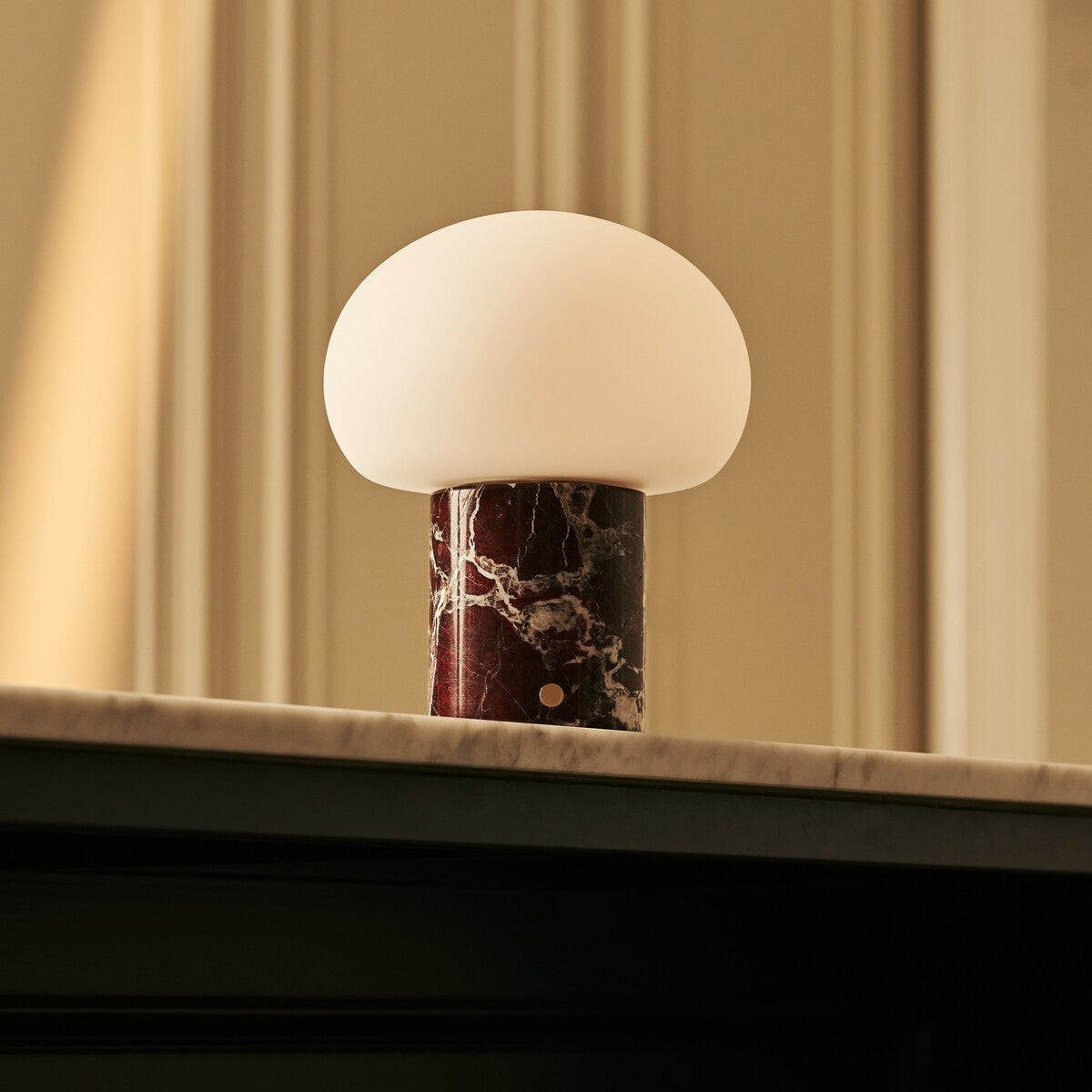 Rechargeable Marble Table Lamp | Rosso Levanto, Cordless, Dimmable | Vada