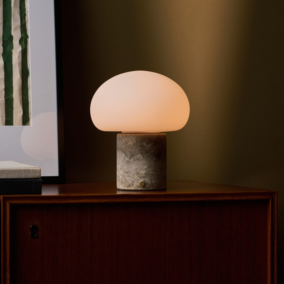 Rechargeable table lamp in silver travertine, cordless and dimmable, 18 cm diameter