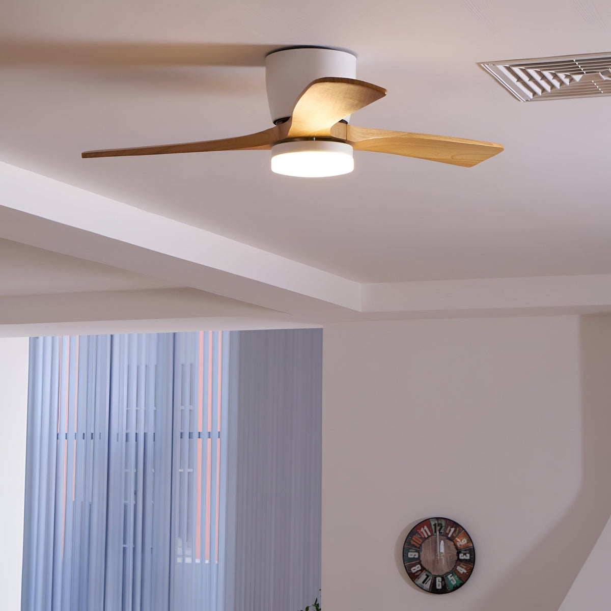 DC ceiling fan with LED light, Nordic wood blades, 6-speed DC motor, warm white 3000K