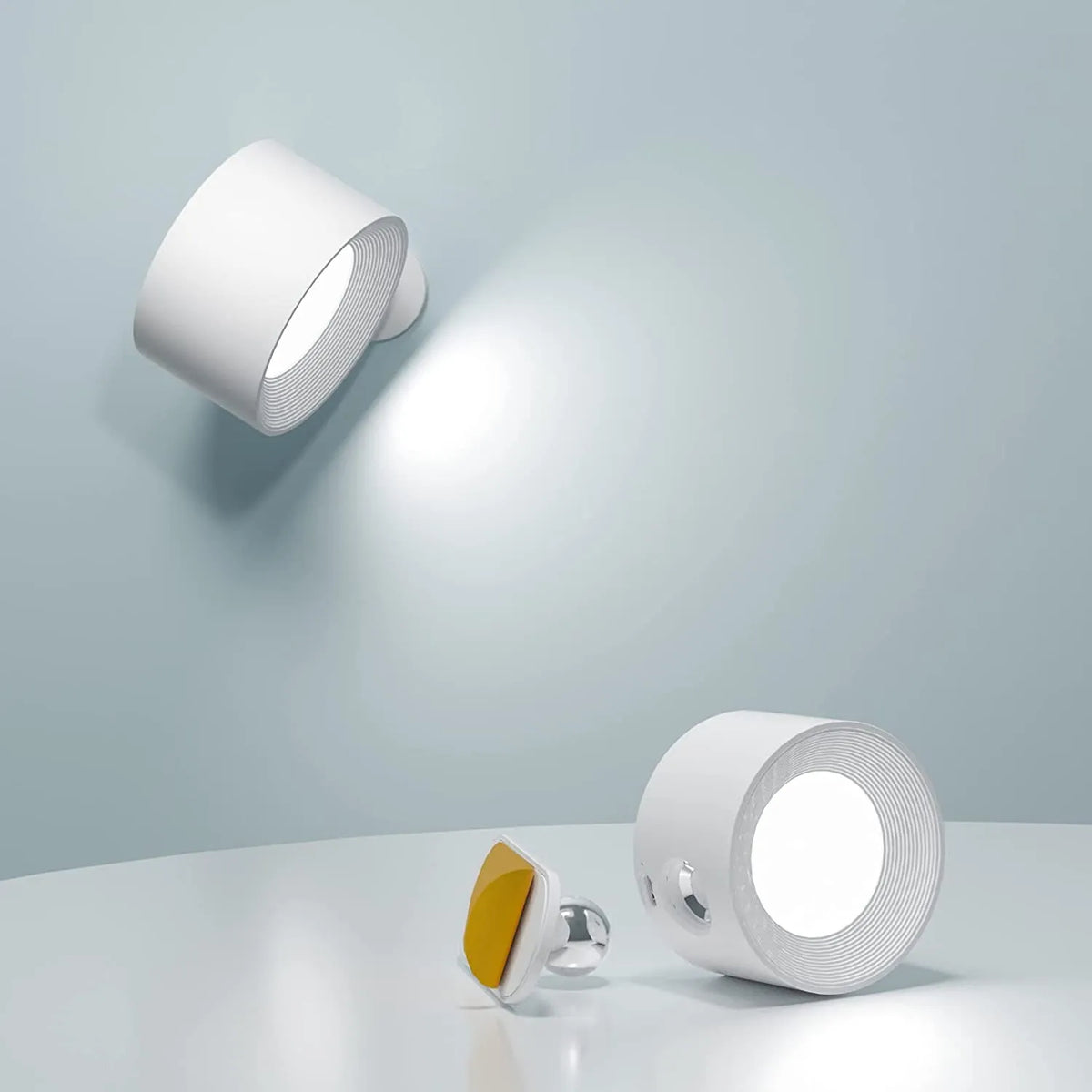 Cordless wall lamp USB rechargeable with 360° rotation and dimmable light