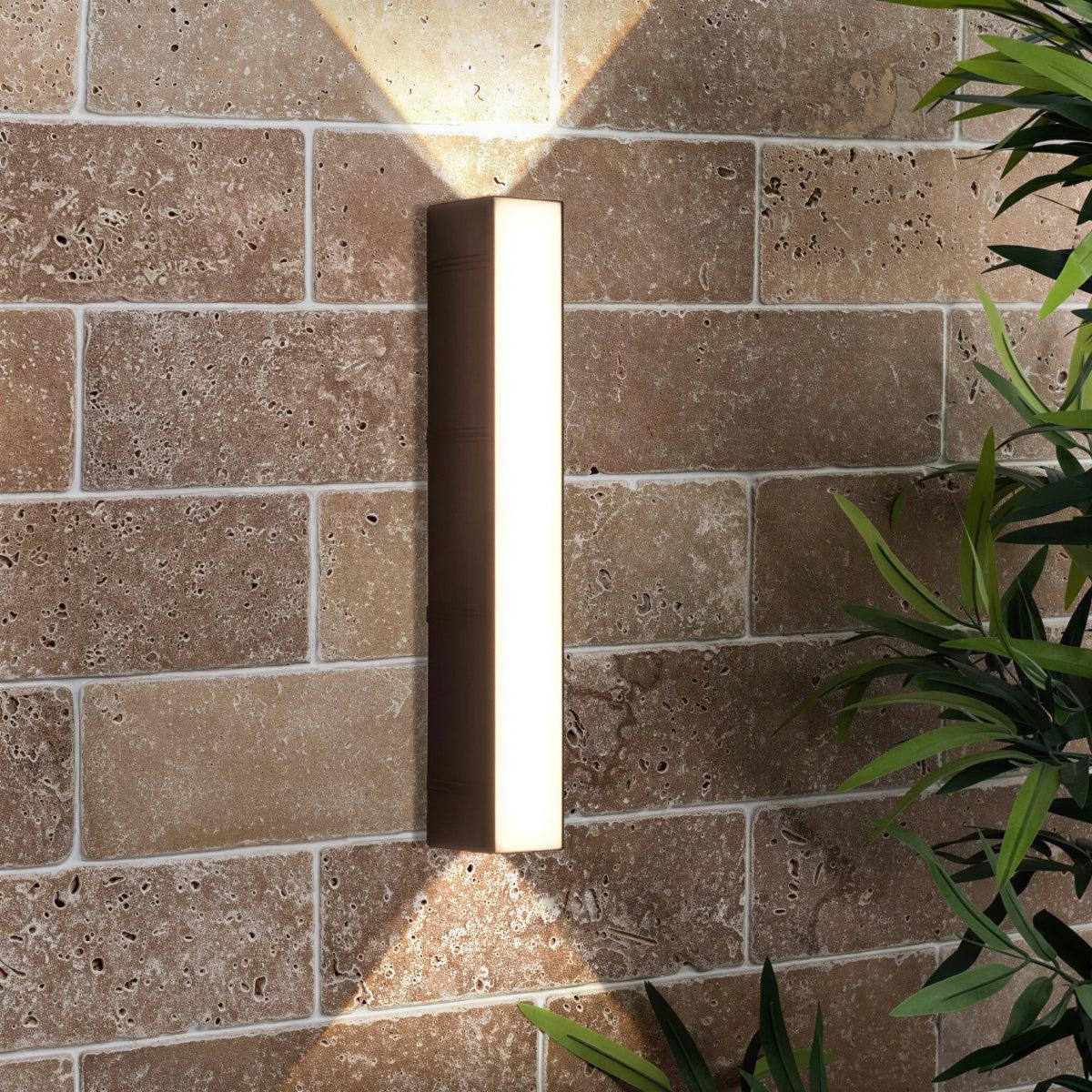 Linear outdoor wall light with up-down facade illumination, IP65 LED, die-cast aluminium