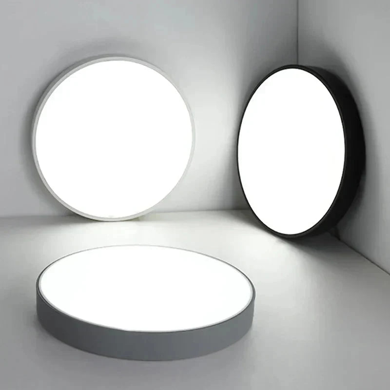 Vada | LED Ceiling Light | Round Minimalist, Dimmable | Aluminum &