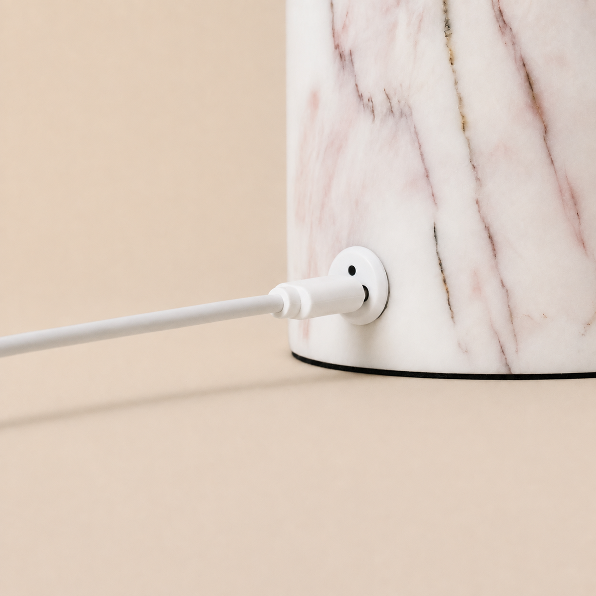 Inez | Rechargeable Table Lamp | White Lilac Marble, Cordless, Dimmable | LED