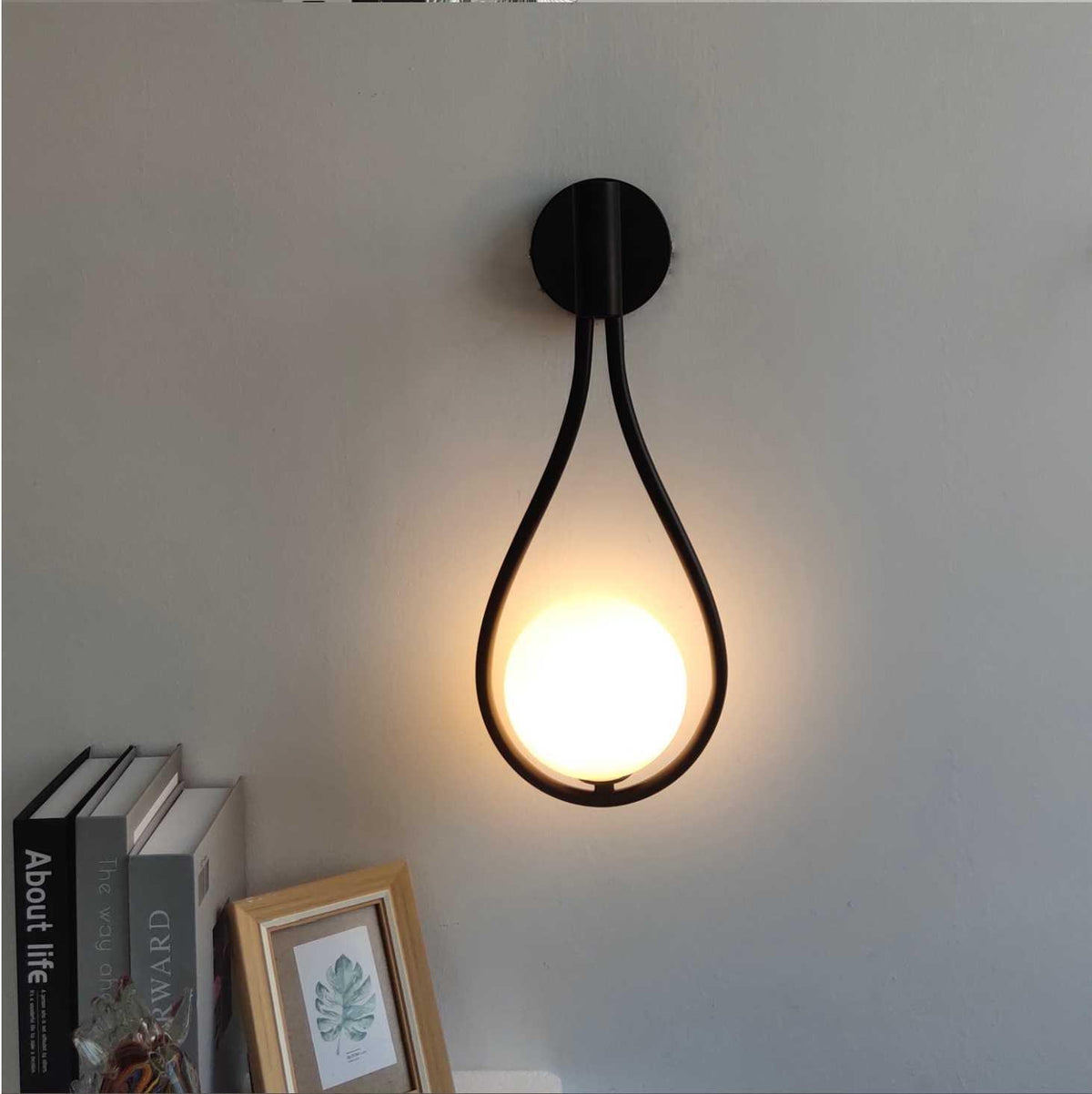 Nordic wall light modern minimalist accent lamp, E27, sleek interior design