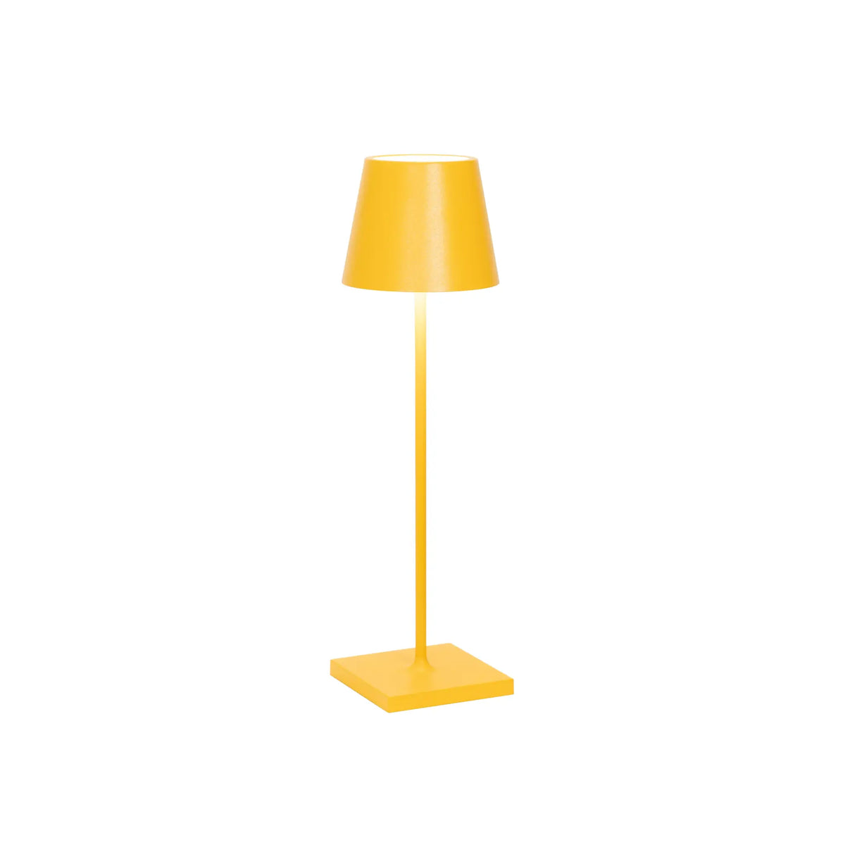 Cordless LED table lamp rechargeable dimmable IP65 outdoor dining terrace