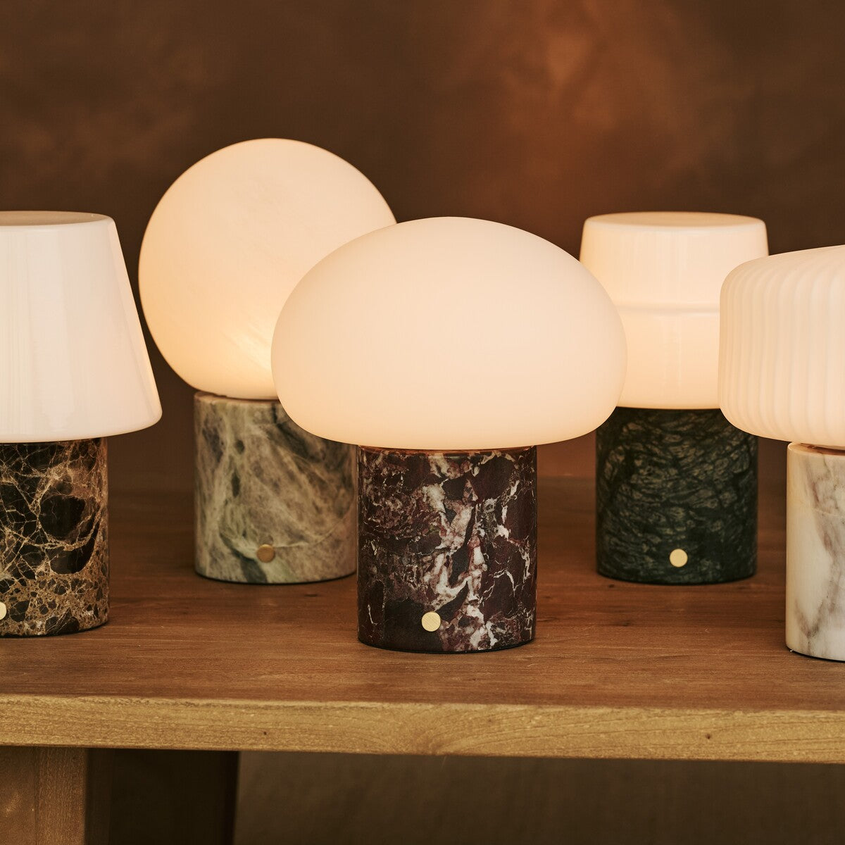Rechargeable table lamp in green Verde Alpi marble, cordless dimmable, Rijks Collection