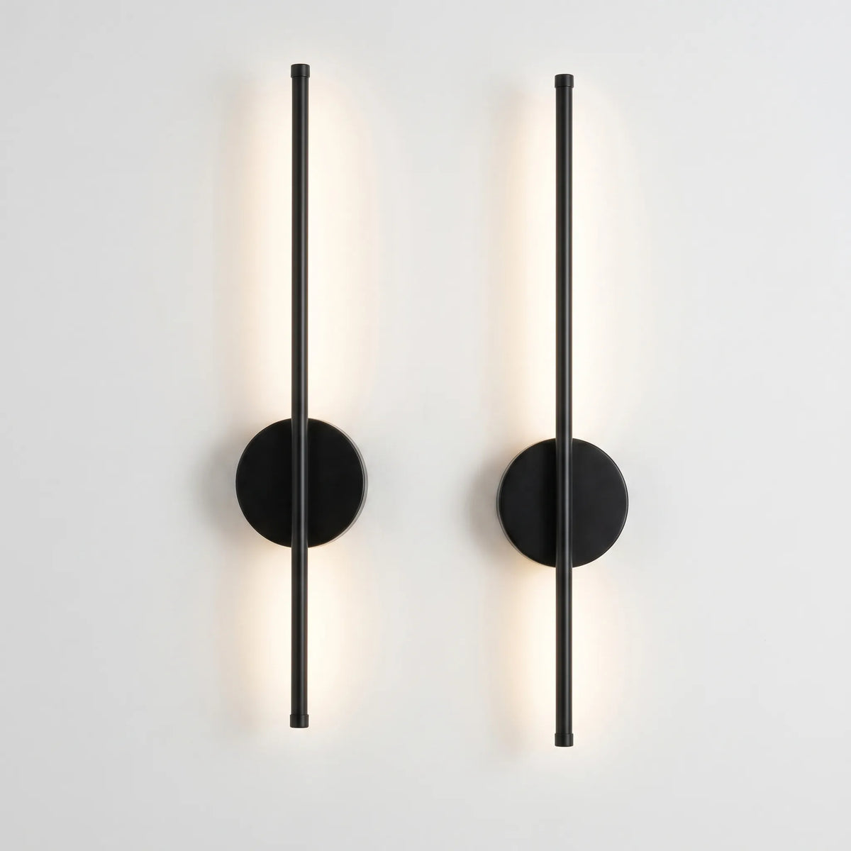 Cordless Magnetic Wall Sconce | Battery, Dimmable, Remote