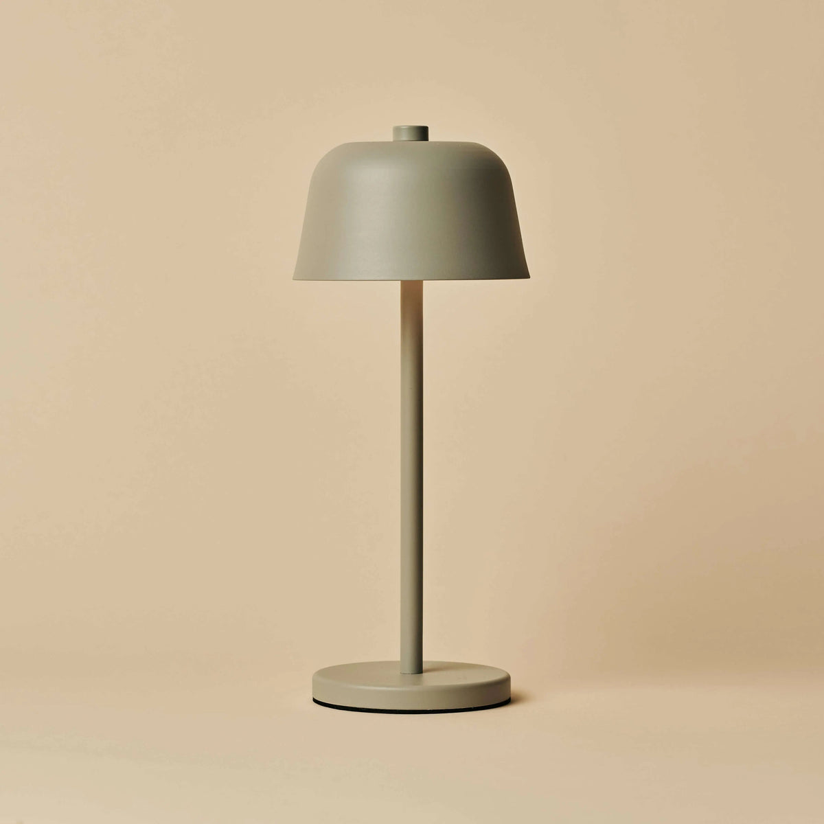 Rechargeable table lamps 4-pack set with magnetic charging station, shadow grey