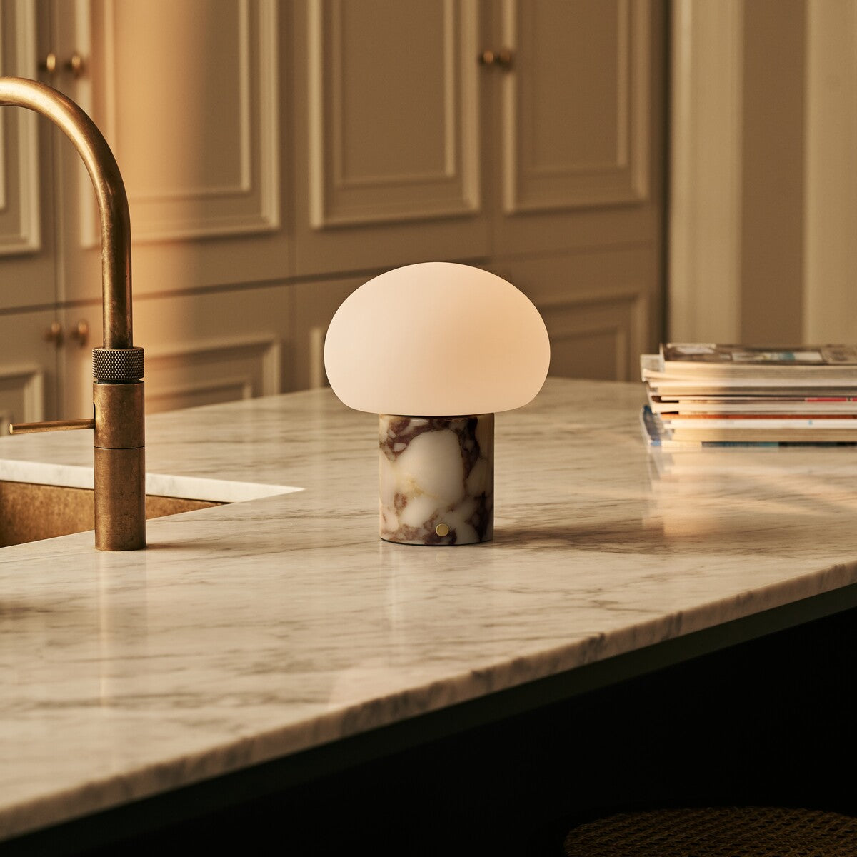Wynne | Rechargeable Table Lamp | Calacatta Viola Marble, Cordless, Dimmable | White