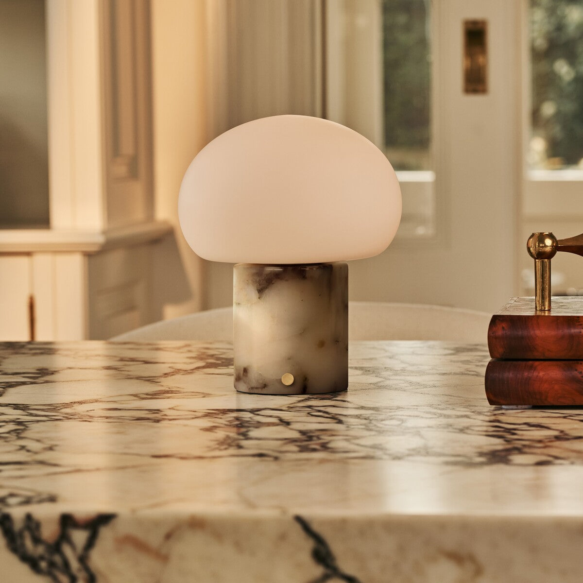 Wynne | Rechargeable Table Lamp | Calacatta Viola Marble, Cordless, Dimmable | White