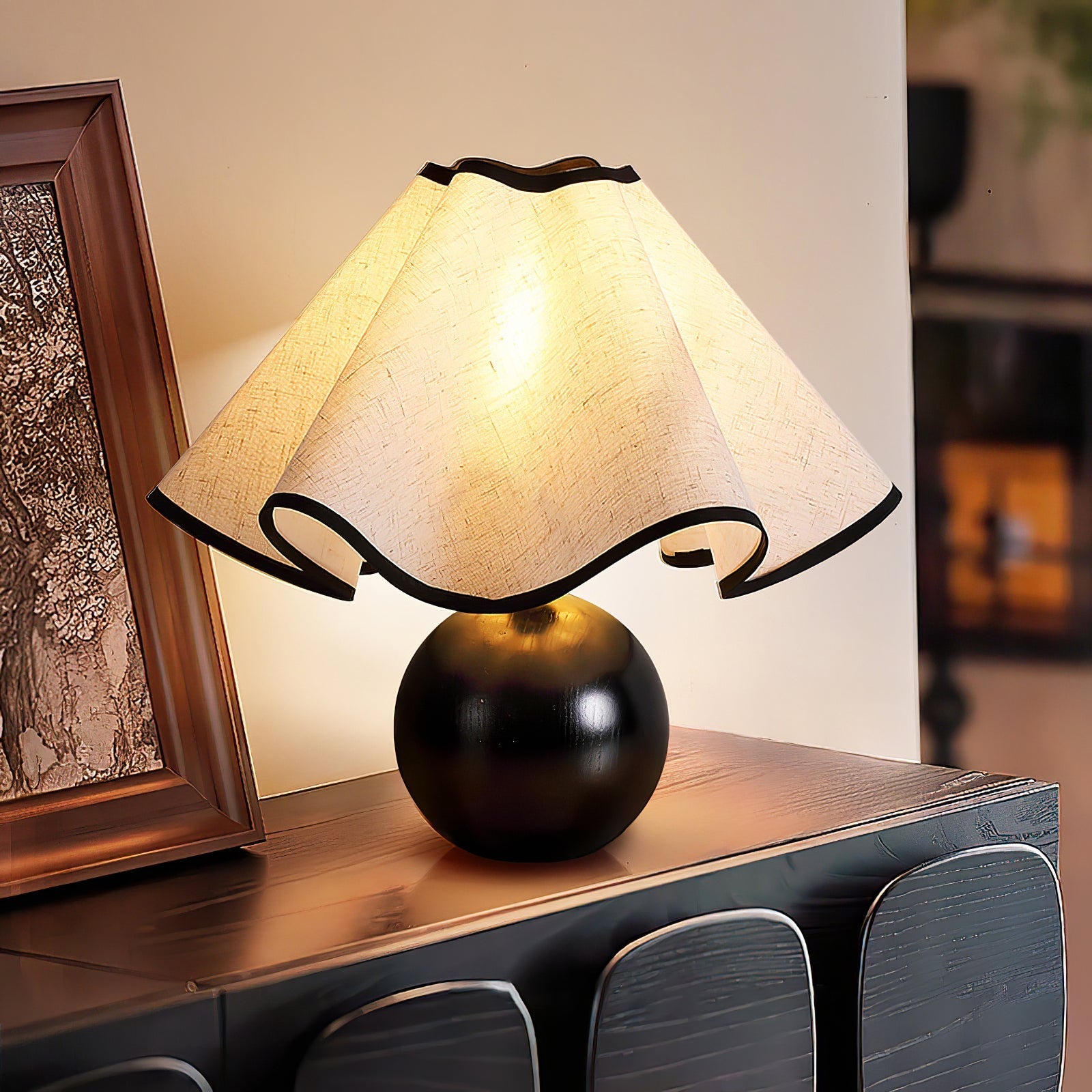 Solivian Wave Table Lamp - Dimmable LED - Sculptural Design