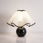 Table lamp with sculpted wave design and 3-step dimming, E26/E27, indoor use