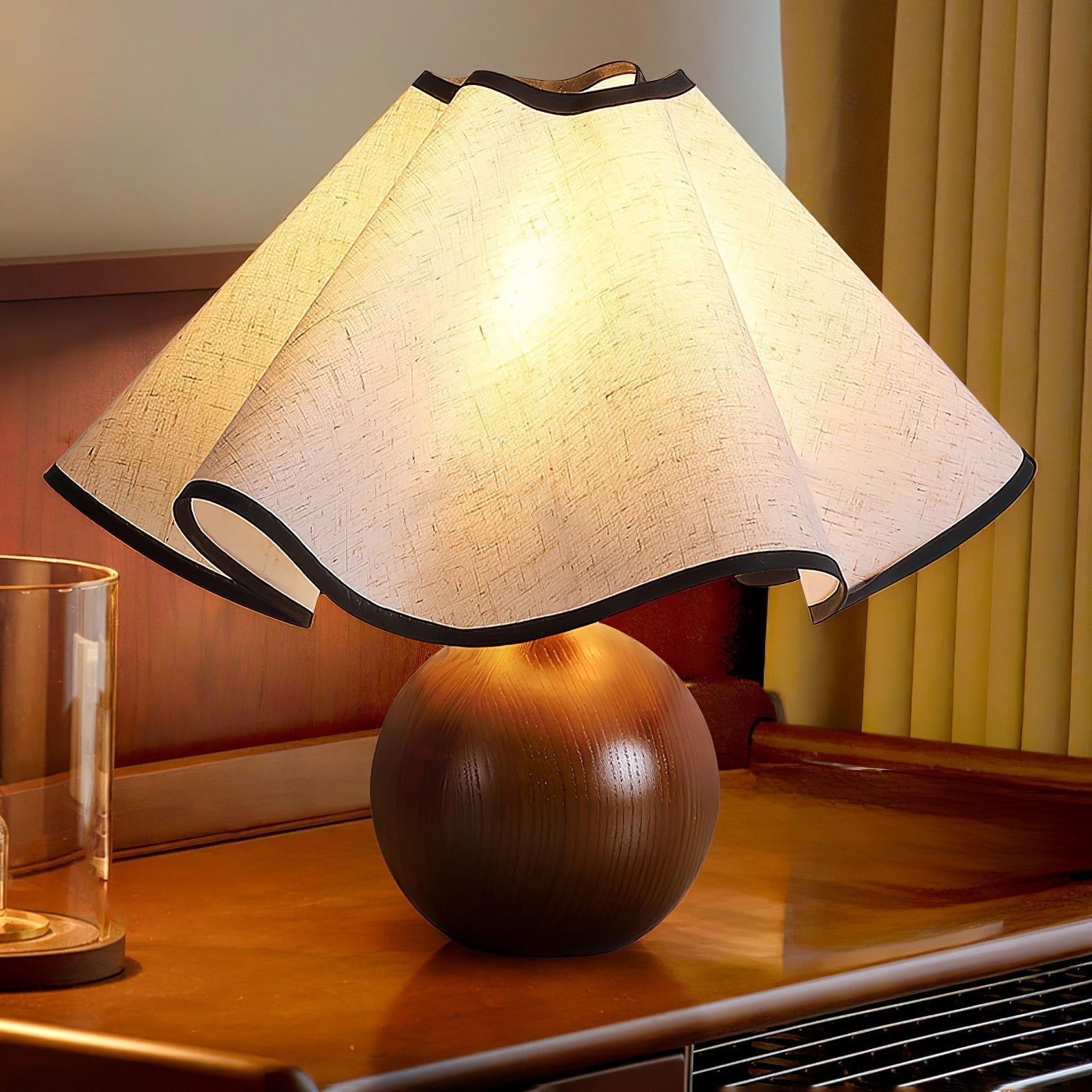 Solivian Wave Table Lamp - Dimmable LED - Sculptural Design