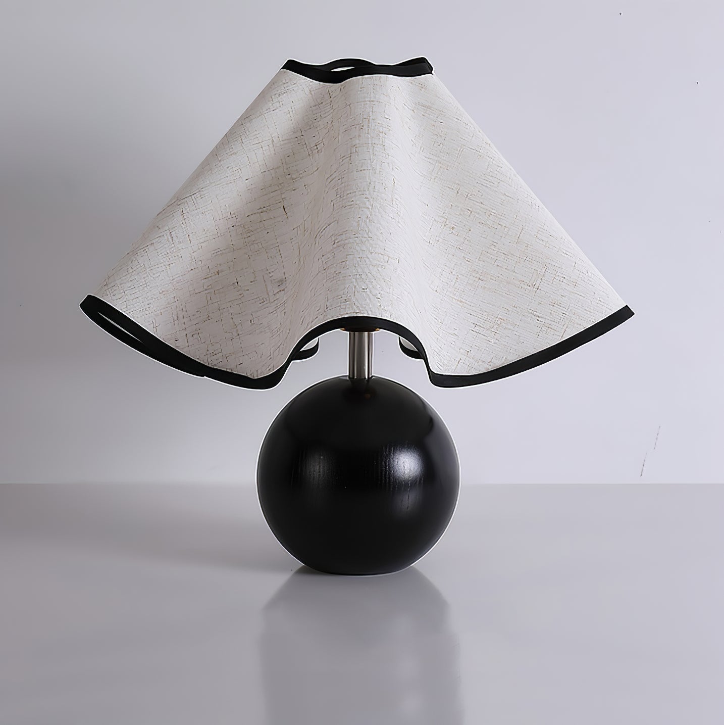 Solivian Wave Table Lamp - Dimmable LED - Sculptural Design