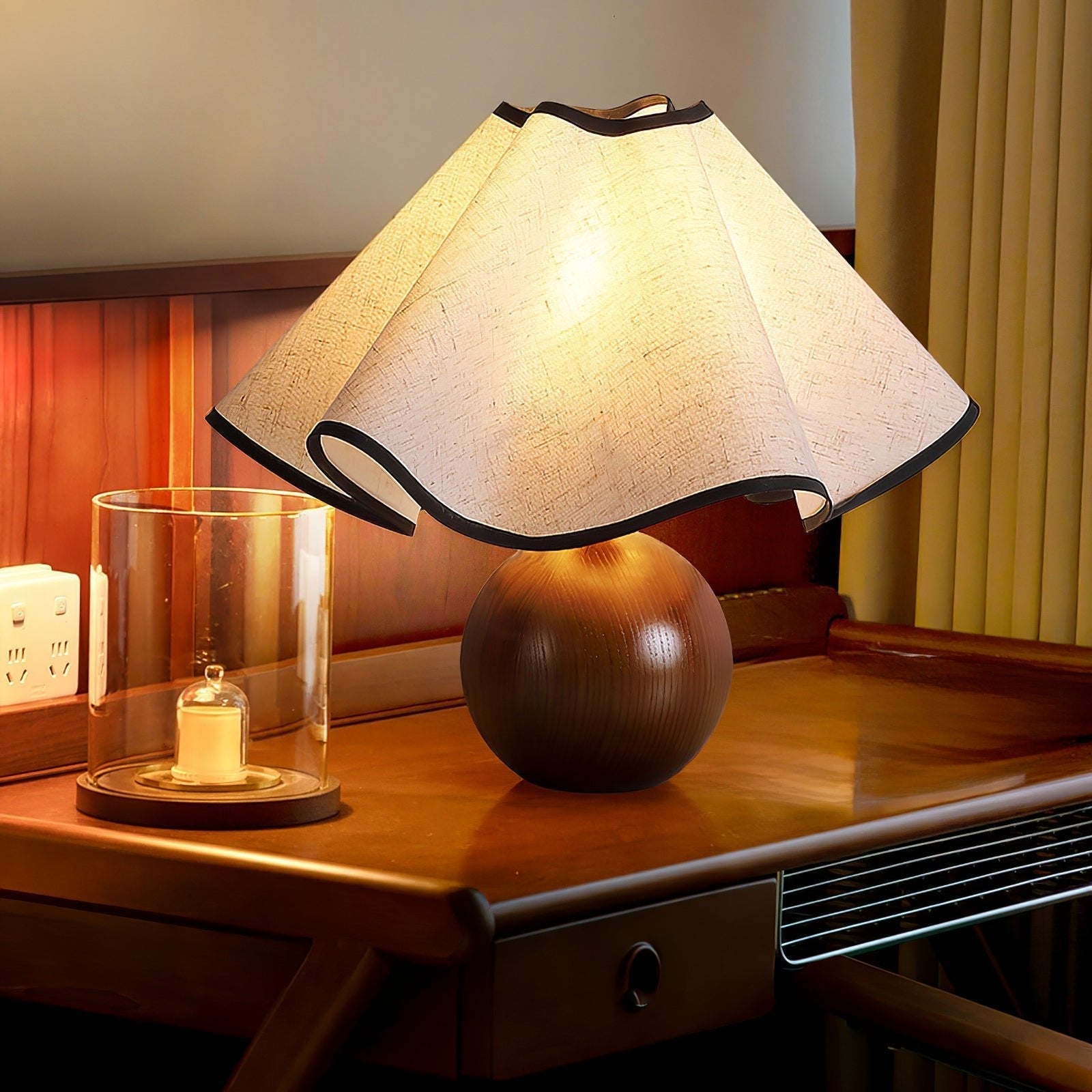 Solivian Wave Table Lamp - Dimmable LED - Sculptural Design