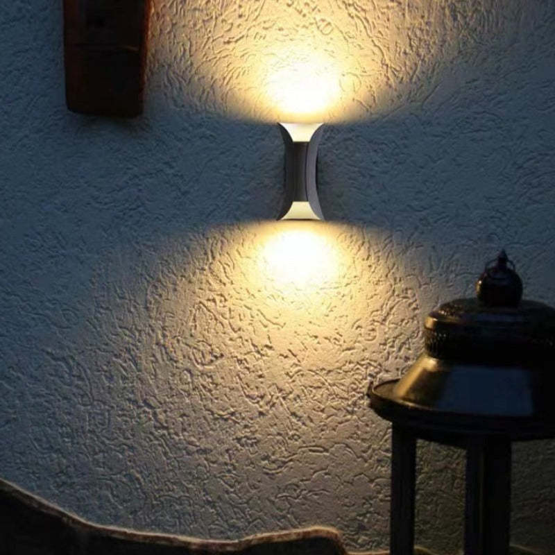 Outdoor LED wall light IP65 waterproof, curved metal and acrylic, garden and corridor