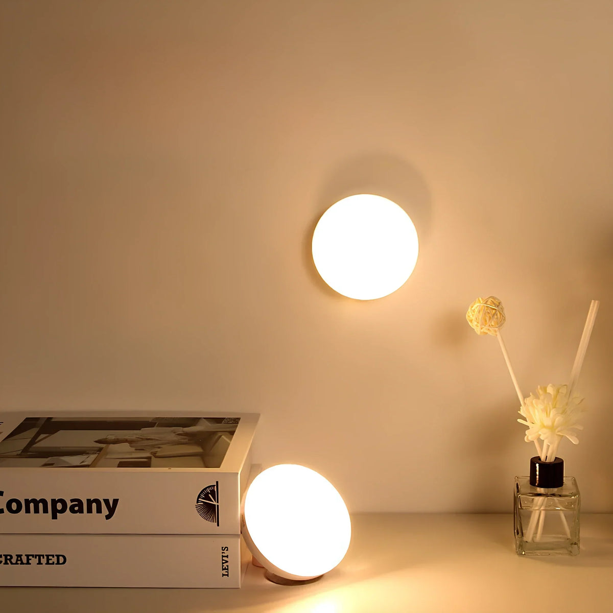 Motion Sensor Night Light | Magnetic, Round LED, Auto On/Off