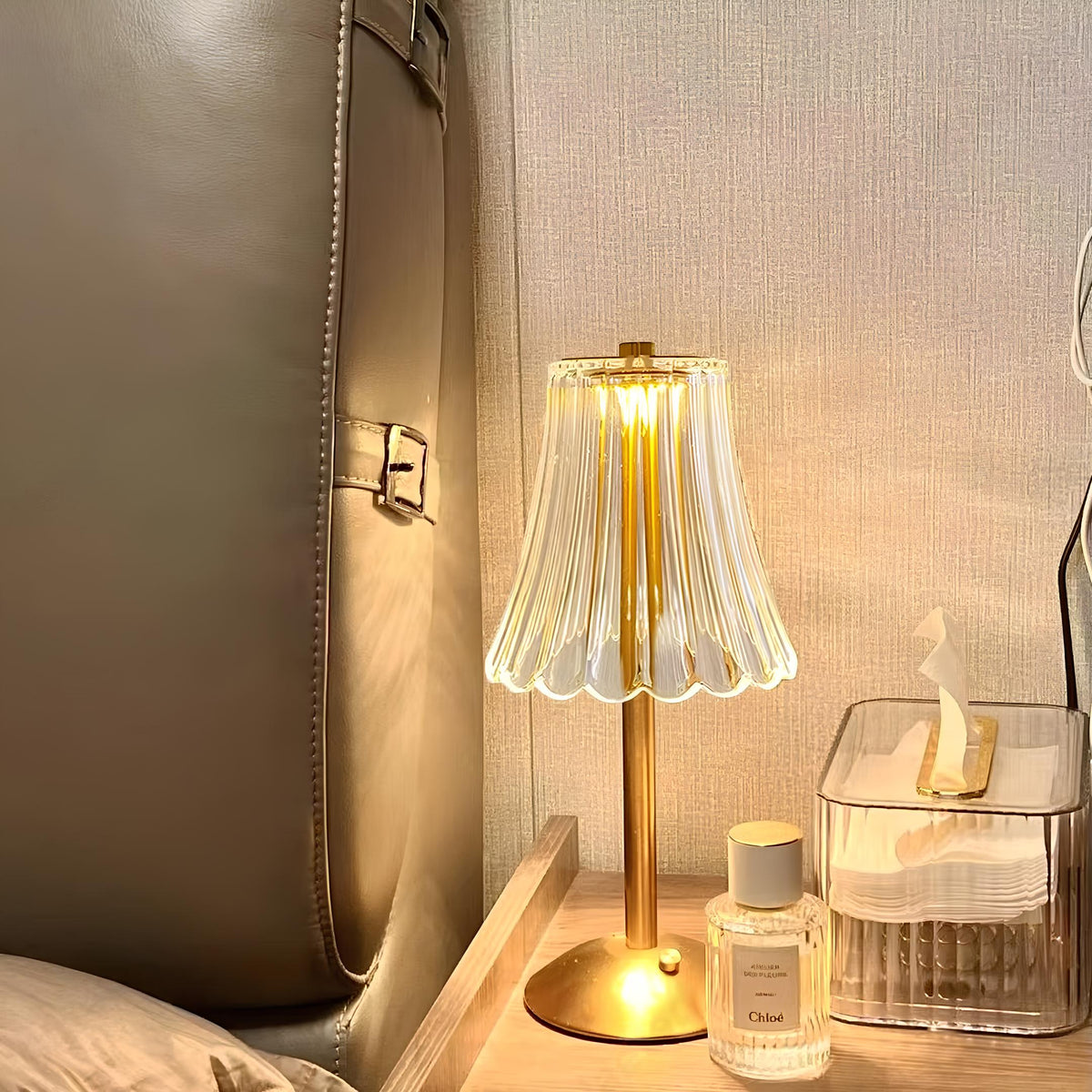 Luna | Cordless Table Lamp | Rechargeable, Touch Control, Crystal Shade