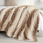 Reversible Plush Blanket Deer | Double-Sided Fleece Throw