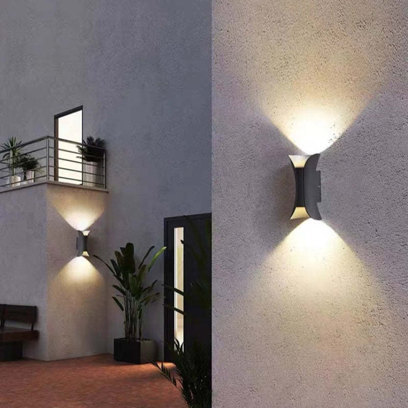 Outdoor LED wall light IP65 waterproof, curved metal and acrylic, garden and corridor