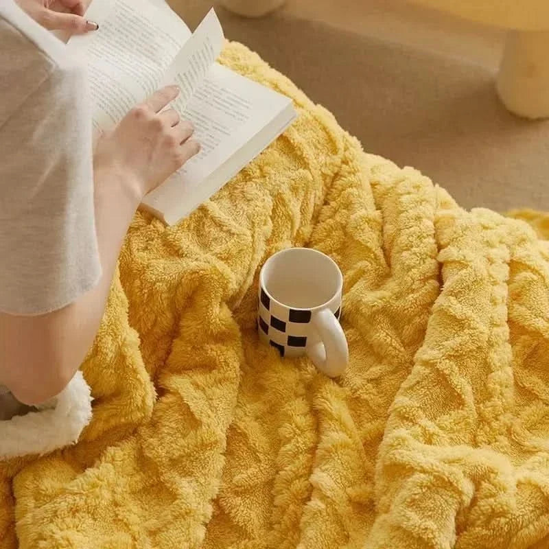 Winter blanket reversible lambs wool microfleece throw, machine washable
