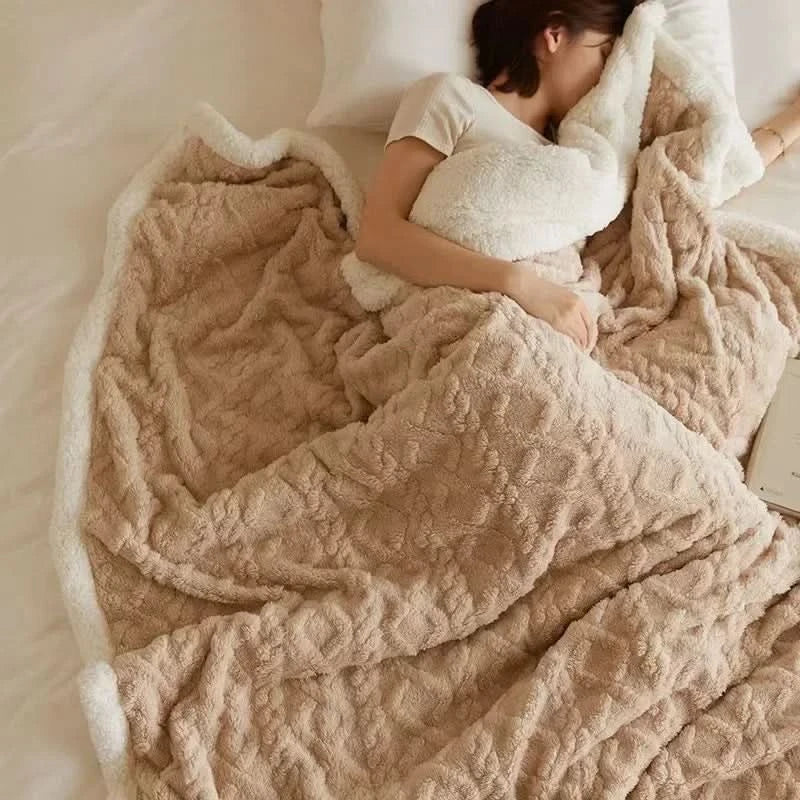 Winter blanket reversible lambs wool microfleece throw, machine washable