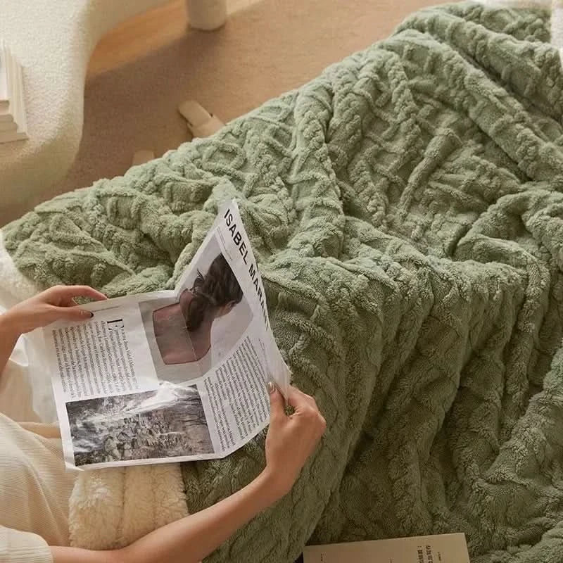 Winter blanket reversible lambs wool microfleece throw, machine washable