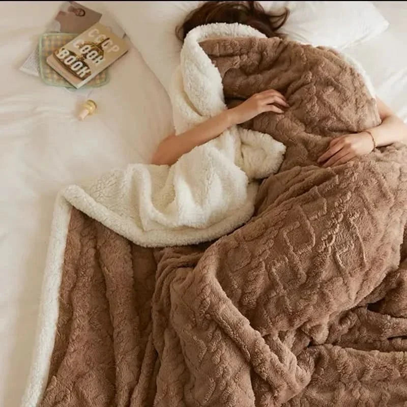 Winter blanket reversible lambs wool microfleece throw, machine washable