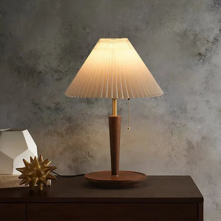 Lea Vintage Wooden Table Lamp - Retro - Classic Design