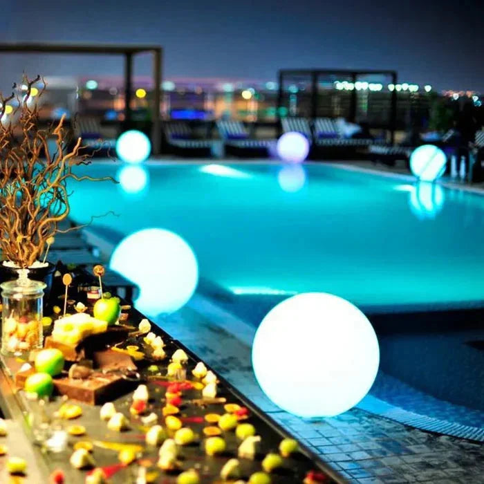 LED globe garden light outdoor PE sphere with remote control 16 colors, solar and USB