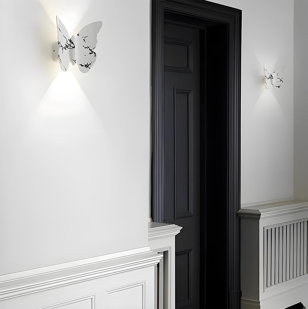 Linear outdoor wall light animal shape LED IP65 weatherproof, black and white aluminum wall sconce
